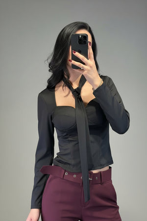 maglia in licra con foulard