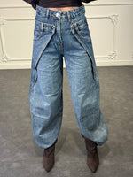 Jeans balloon con tasche sovrapposte
