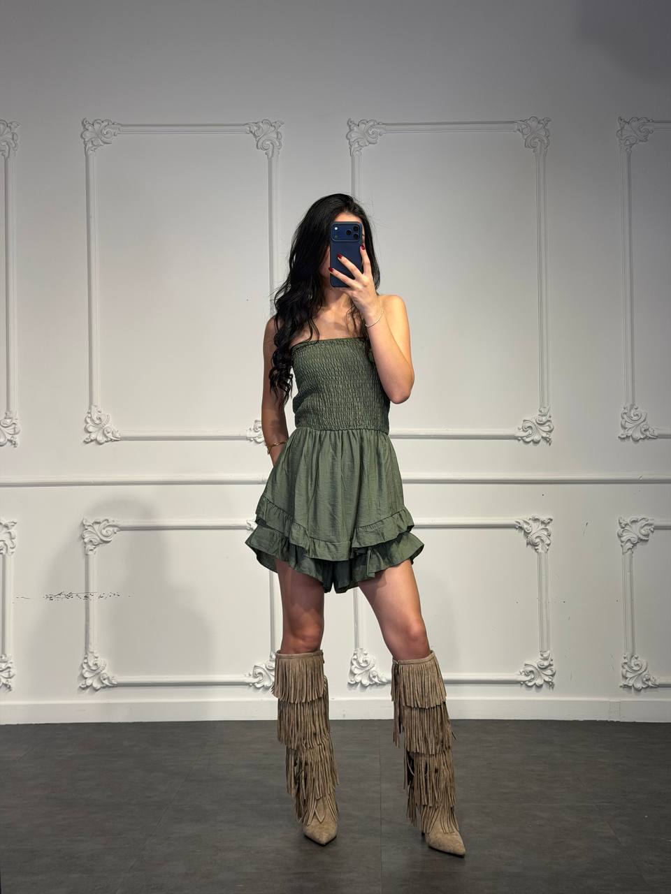 jumpsuit con pantaloncino a balze