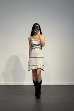 Abito Midi Donna in Maglia Traforata con Righe a Contrasto e Spalline Sottili