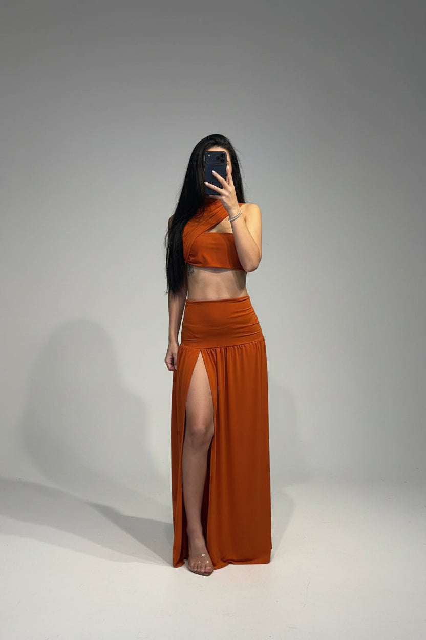 Coordinato Donna Due Pezzi con Top Drappeggiato e Gonna Lunga Stile Elegante
