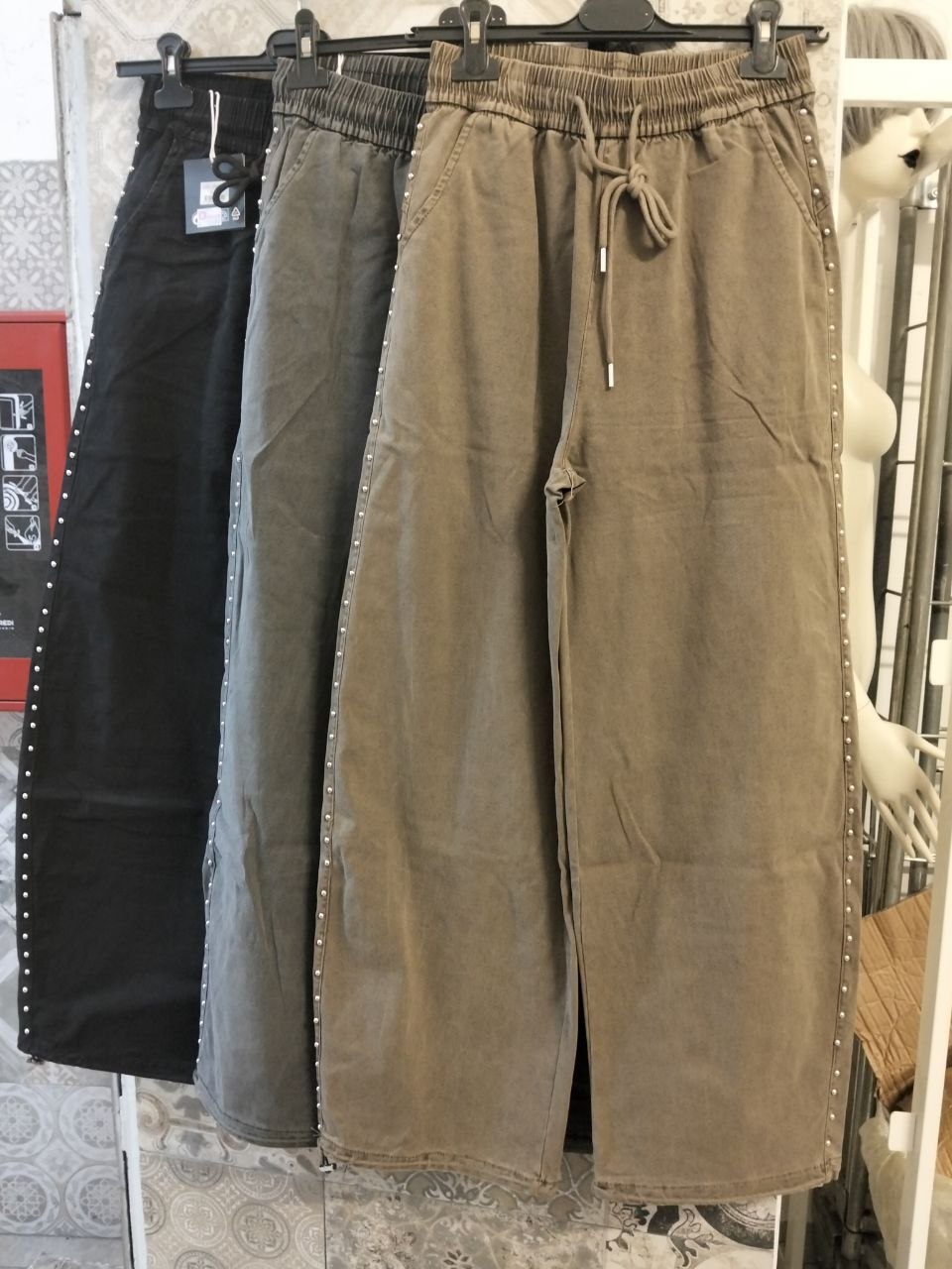 pantaloni tessuto jeans con borchie
