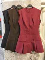 abito strutturato con pantaloncino