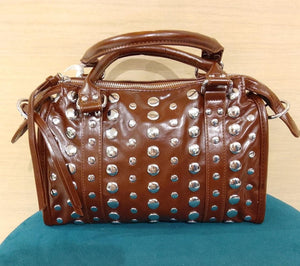 borsa bauletto con borchie