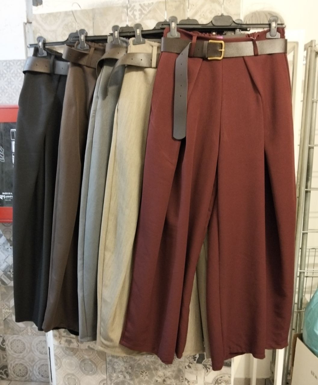 pantaloni palazzo a vita alta