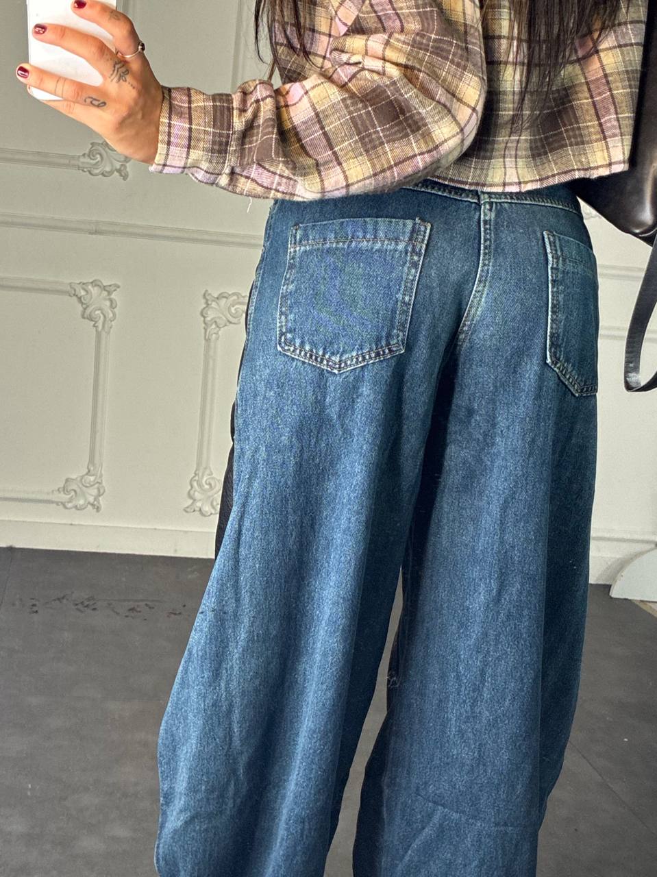 Jeans baggy con dettaglio i pelle