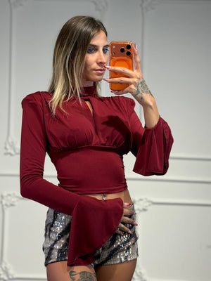 maglia con manica a campana
