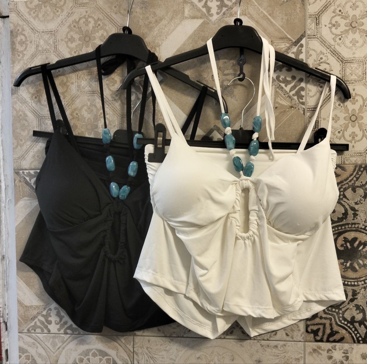 set indian in licra con pietre