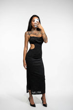 Abito Cut in pizzo
