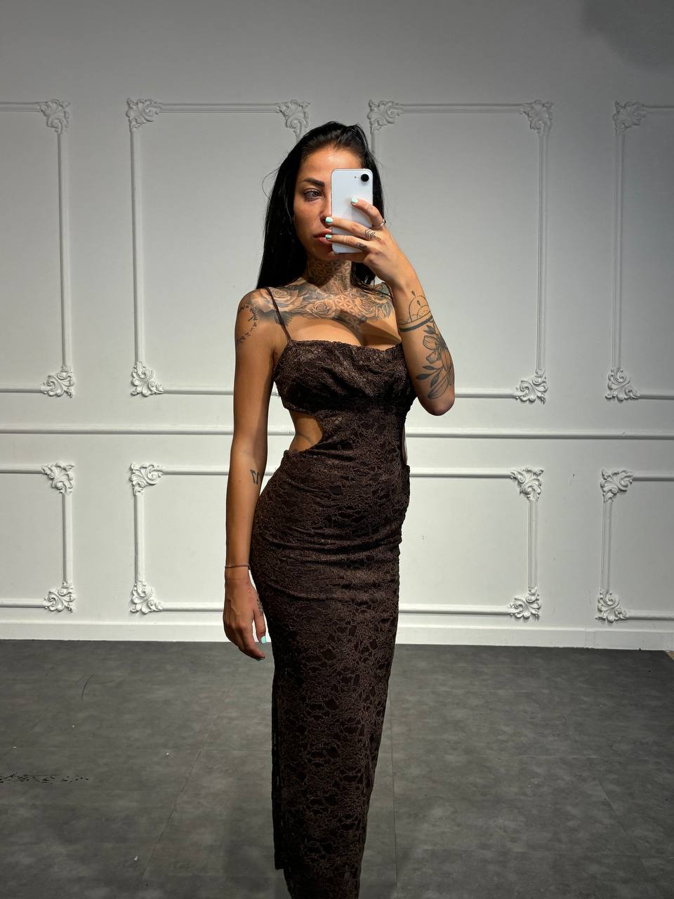 Abito Cut in pizzo