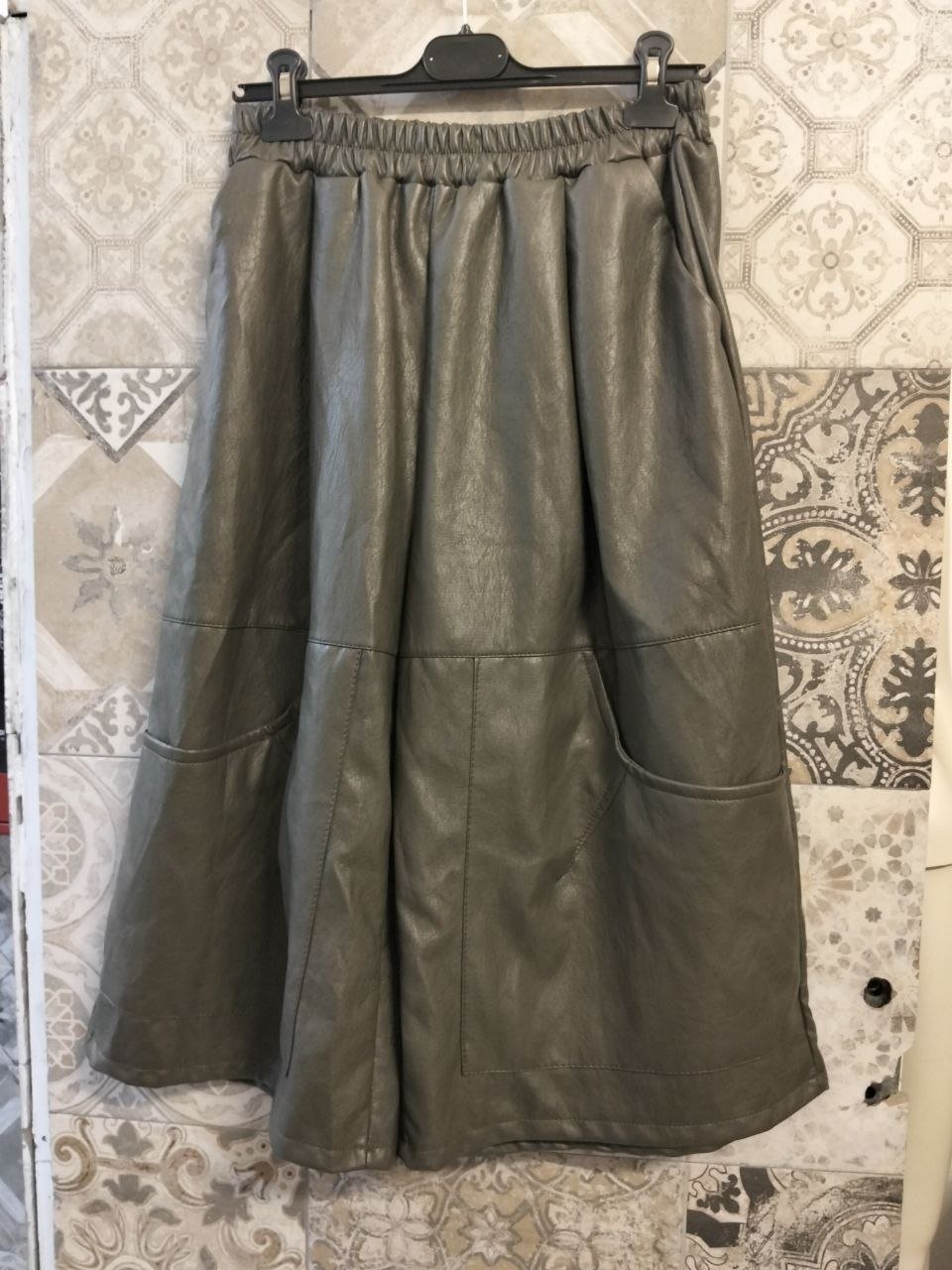 bermuda cargo in pelle - Dverso Fashion
