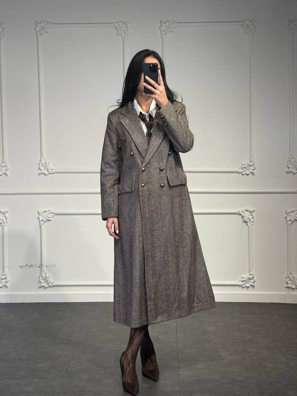 cappotto lungo doppiopetto con bottoni dorati - Dverso Fashion