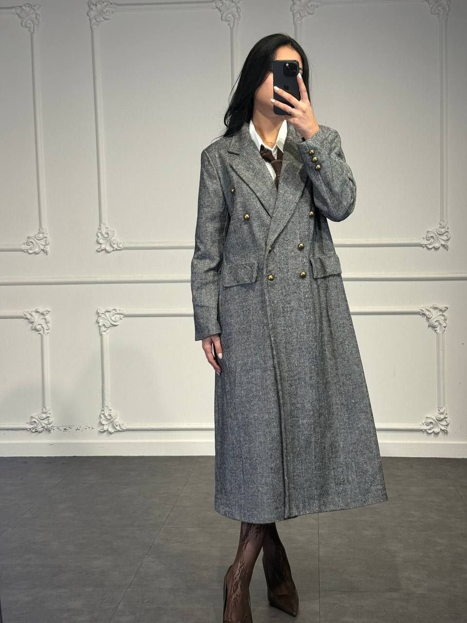 cappotto lungo doppiopetto con bottoni dorati - Dverso Fashion