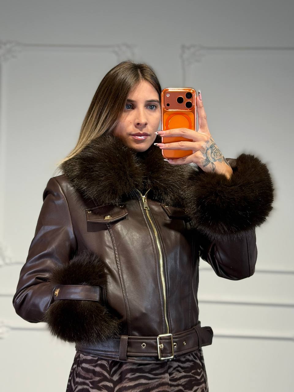 giacchetto in pelle con pelliccia - Dverso Fashion