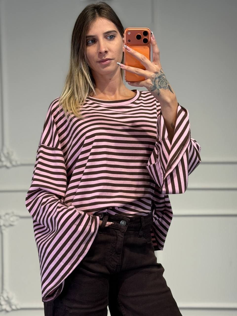 maglia a righe con manica a campana - Dverso Fashion