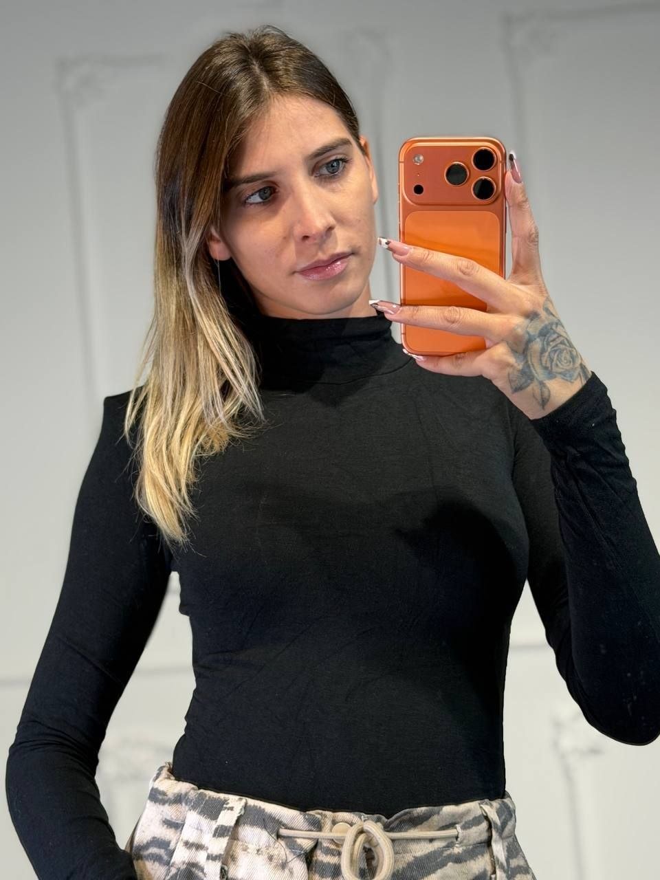maglia lupetto con spalline - Dverso Fashion