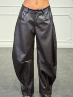 pantalone balloon in pelle con trama lavorata - Dverso Fashion