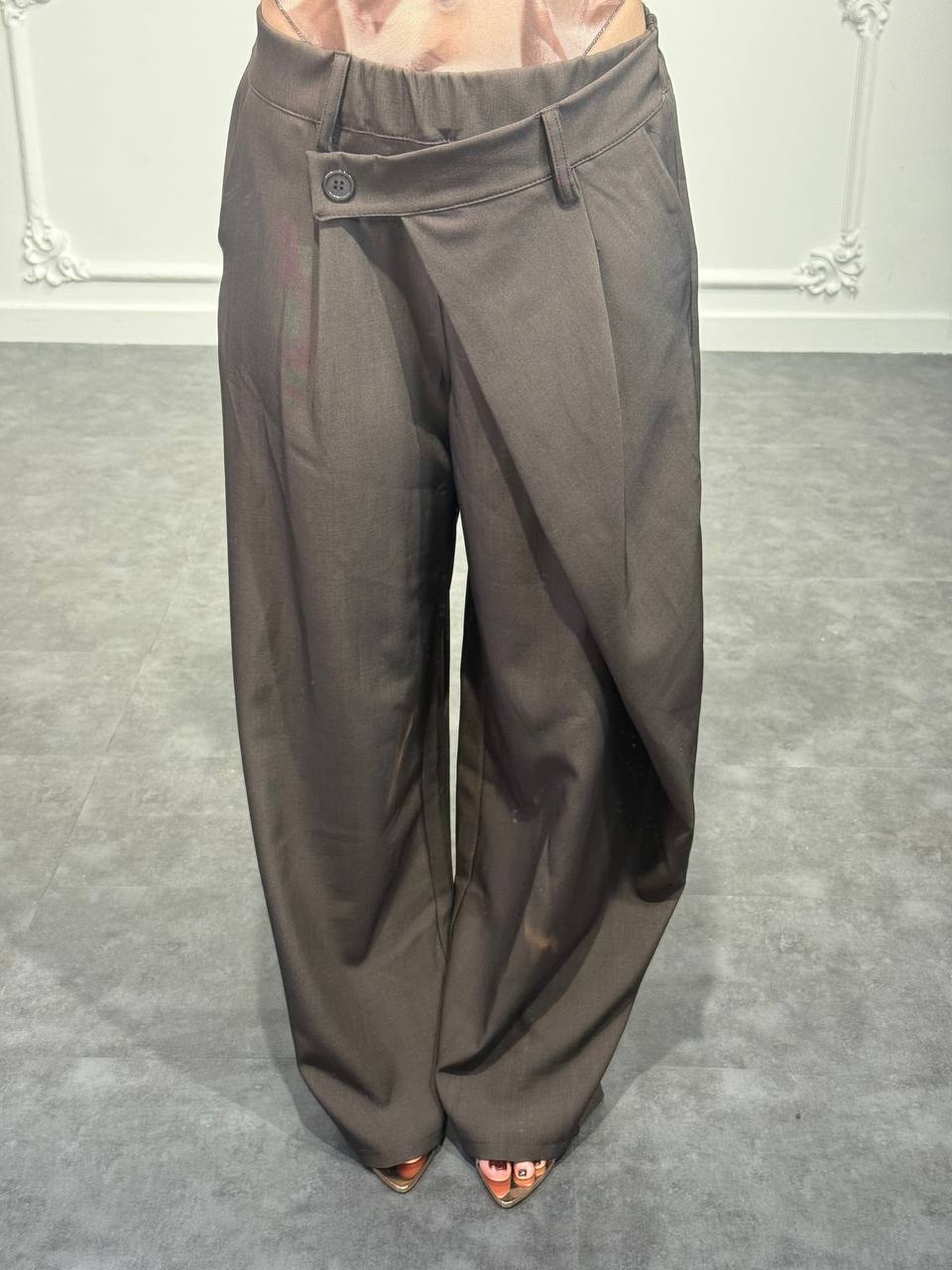 pantaloni modern - Dverso Fashion