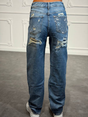 Jeans loose fit con gamba dritta e taglio morbido