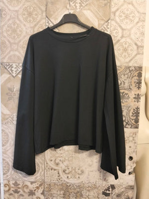 Maglia oversize con maniche a campana