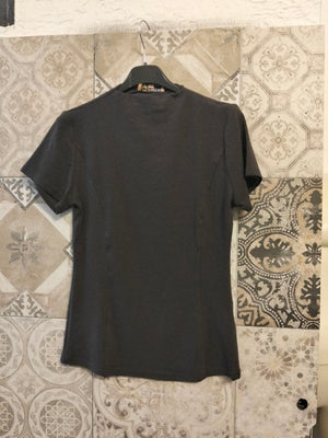 Maglia slim con collo lupetto