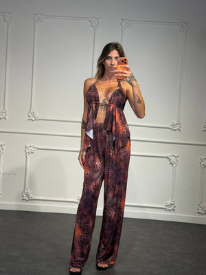 Coordinato con Top Halter a Volant e Pantaloni Palazzo Fantasia
