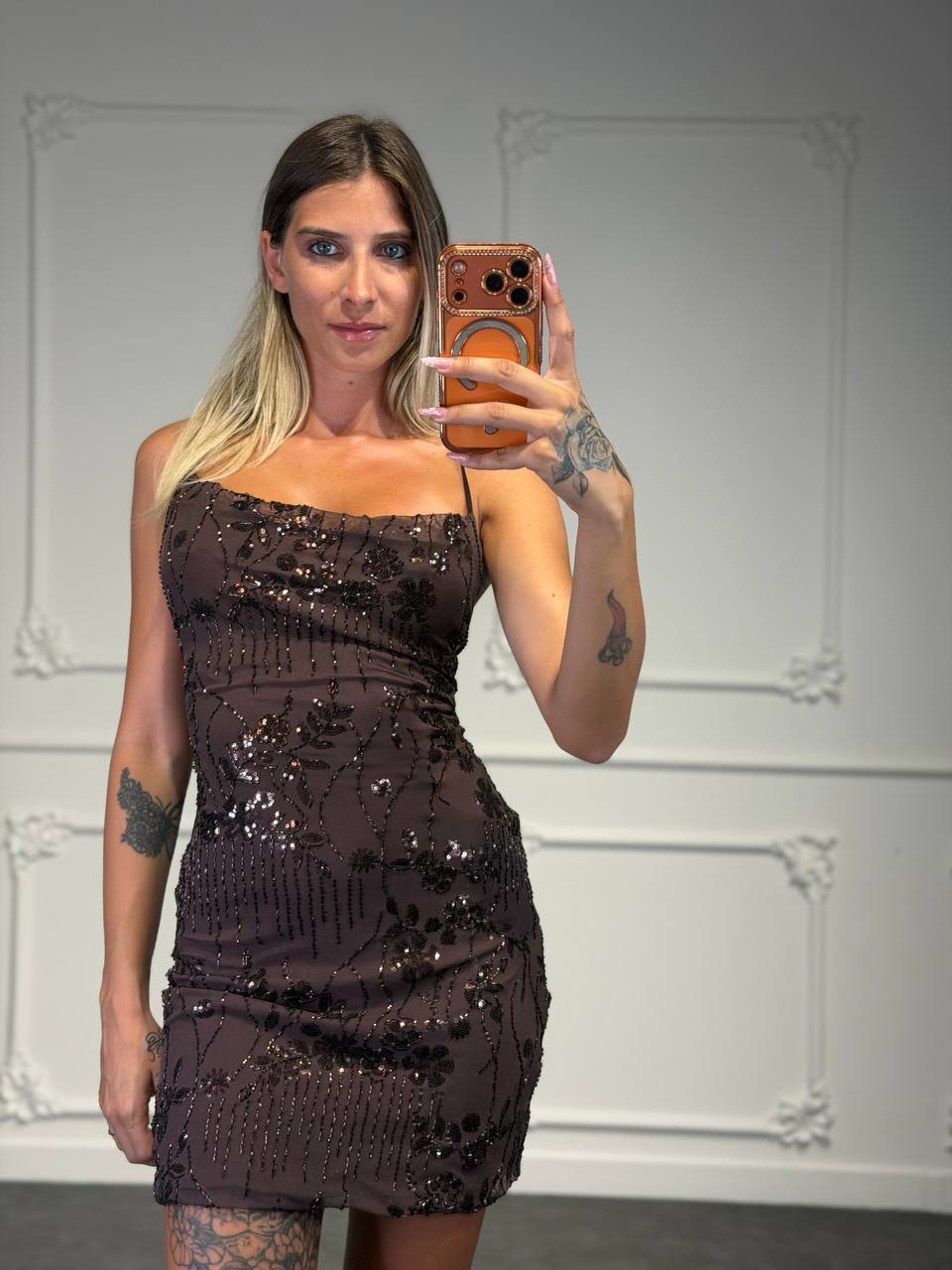 abito star con pailettes corto