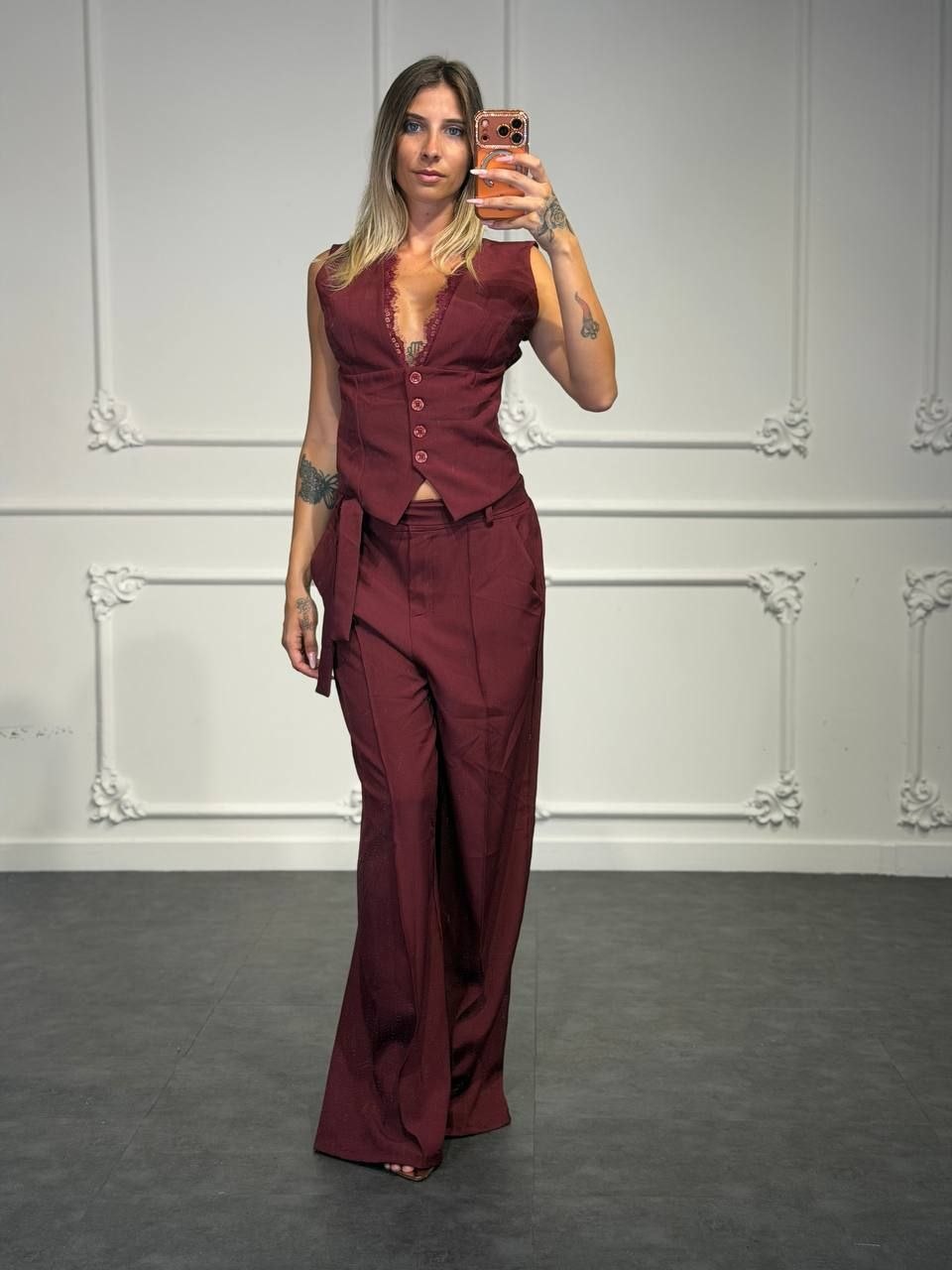 coordinato orchidea con gilet e pantalone elegante