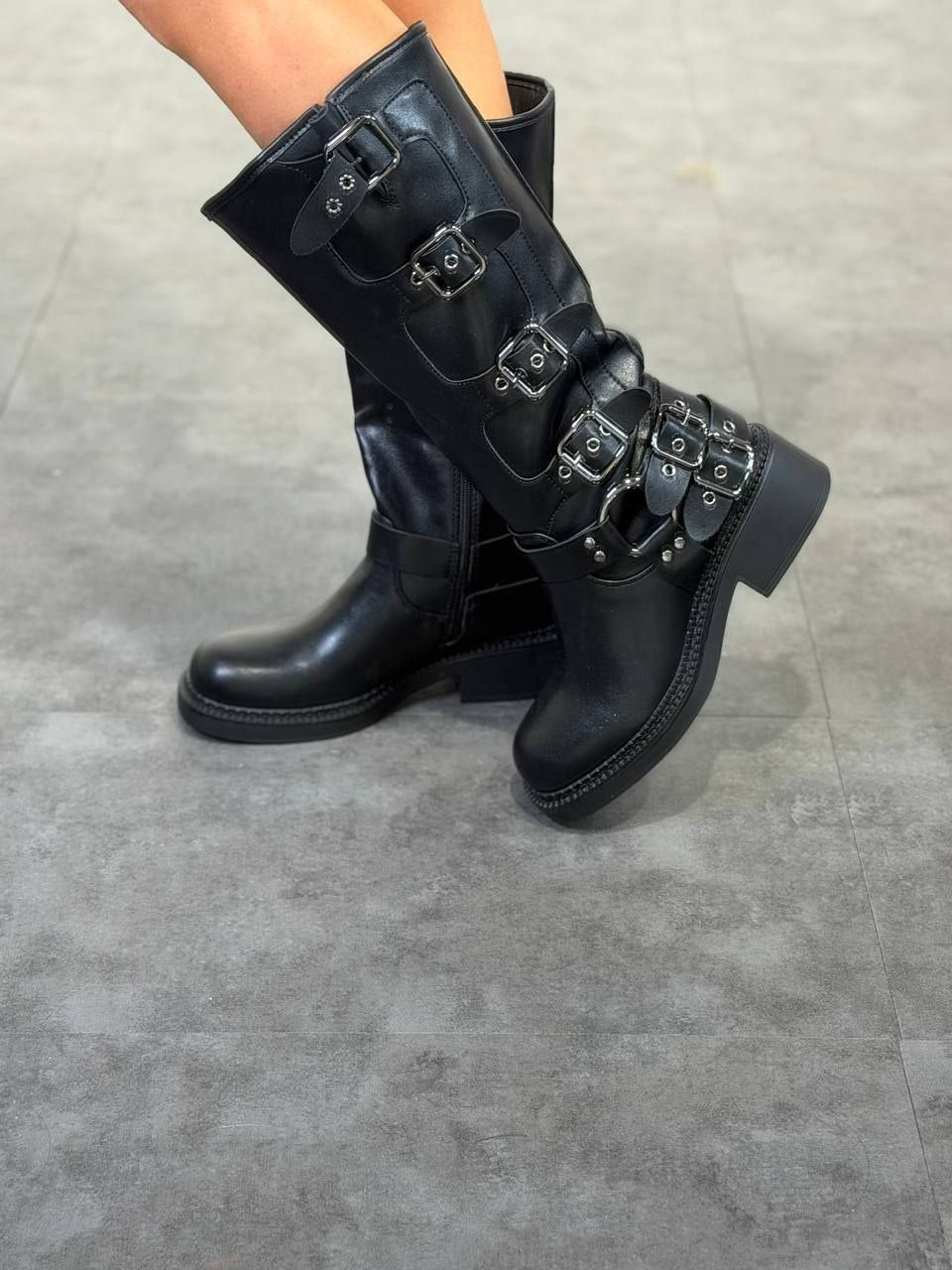 stivali multi fibbie - Dverso Fashion