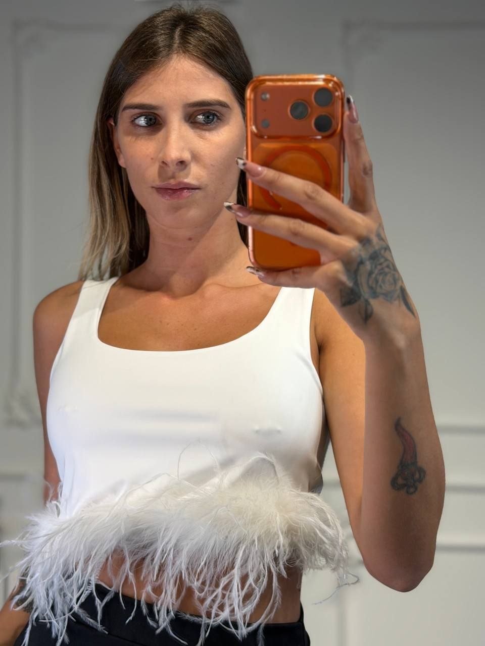 top con piume - Dverso Fashion