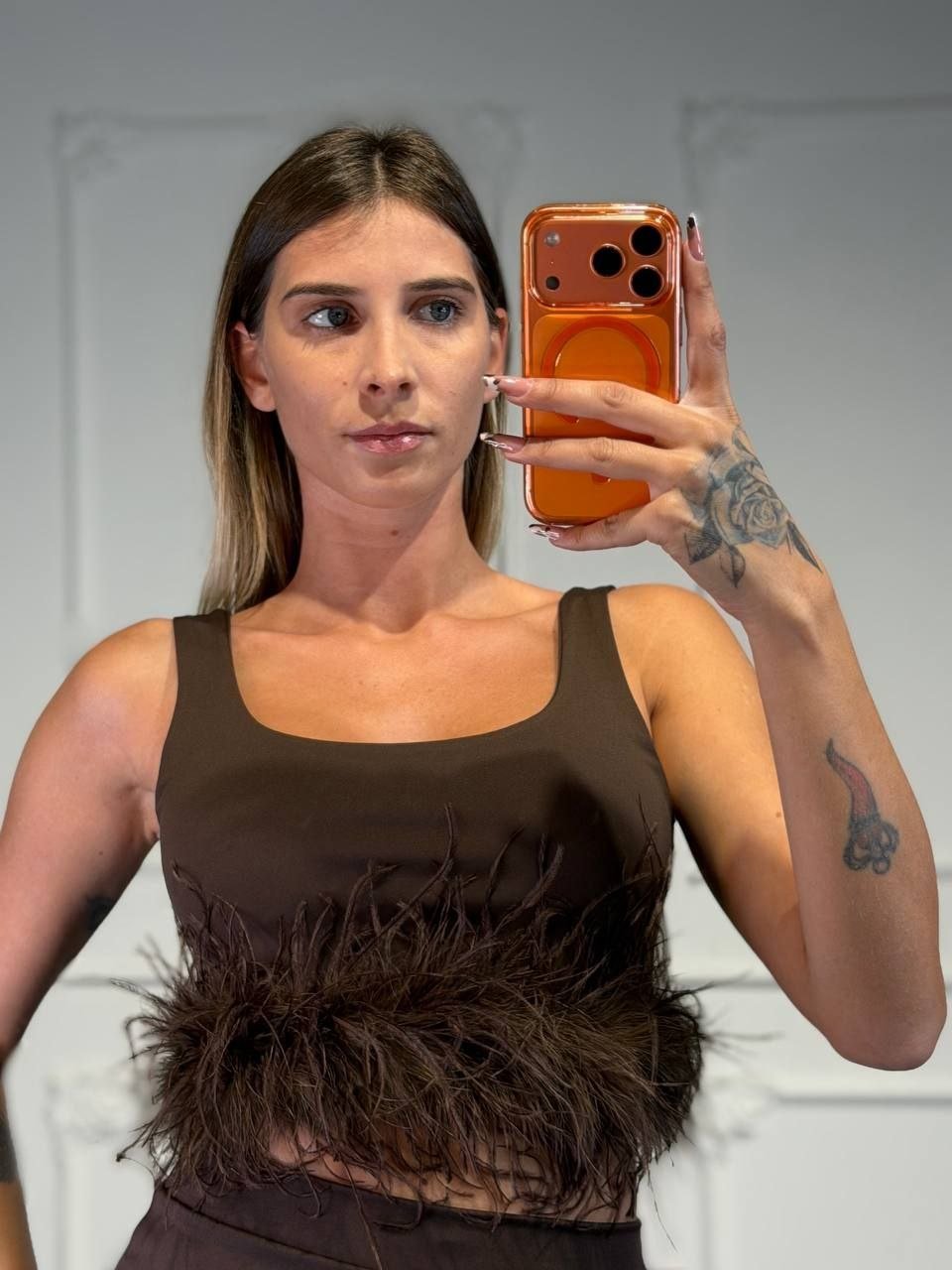 top con piume - Dverso Fashion