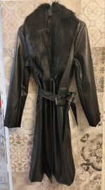 trench lungo con pelliccia - Dverso Fashion