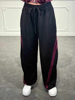 pantalone tuta con bande trasversali