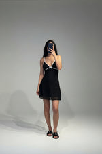 Abito Midi Donna in Pizzo con Coppe Sagomate, Spalline Sottili e Fiocco, Stile Elegante