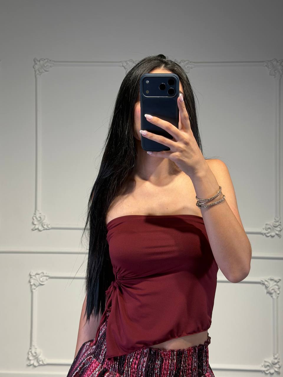 Top Donna Asimmetrico con Drappeggio Laterale e Vestibilità Aderente Stile Elegante