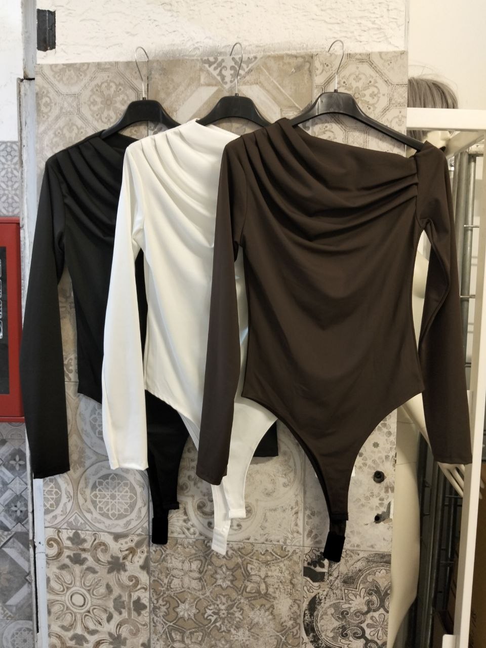 body kim in licra elastica