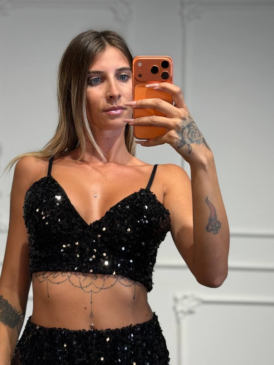top amanda con paillettes
