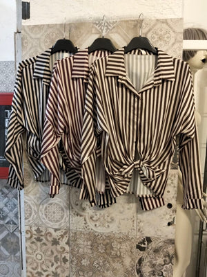 camicia in raso con righe