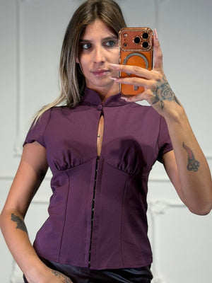 maglia con corpetto e scollatura a goccia