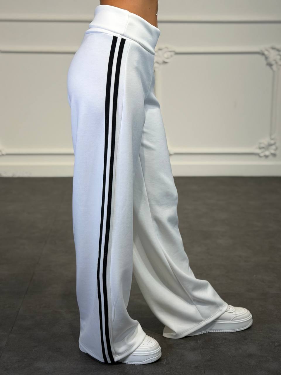 pantaloni con risvolto e bande