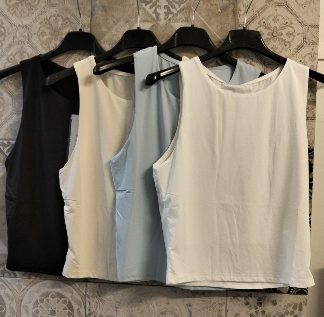 top dalila in licra