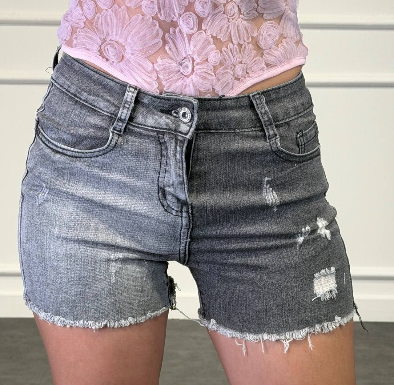 shorts grey