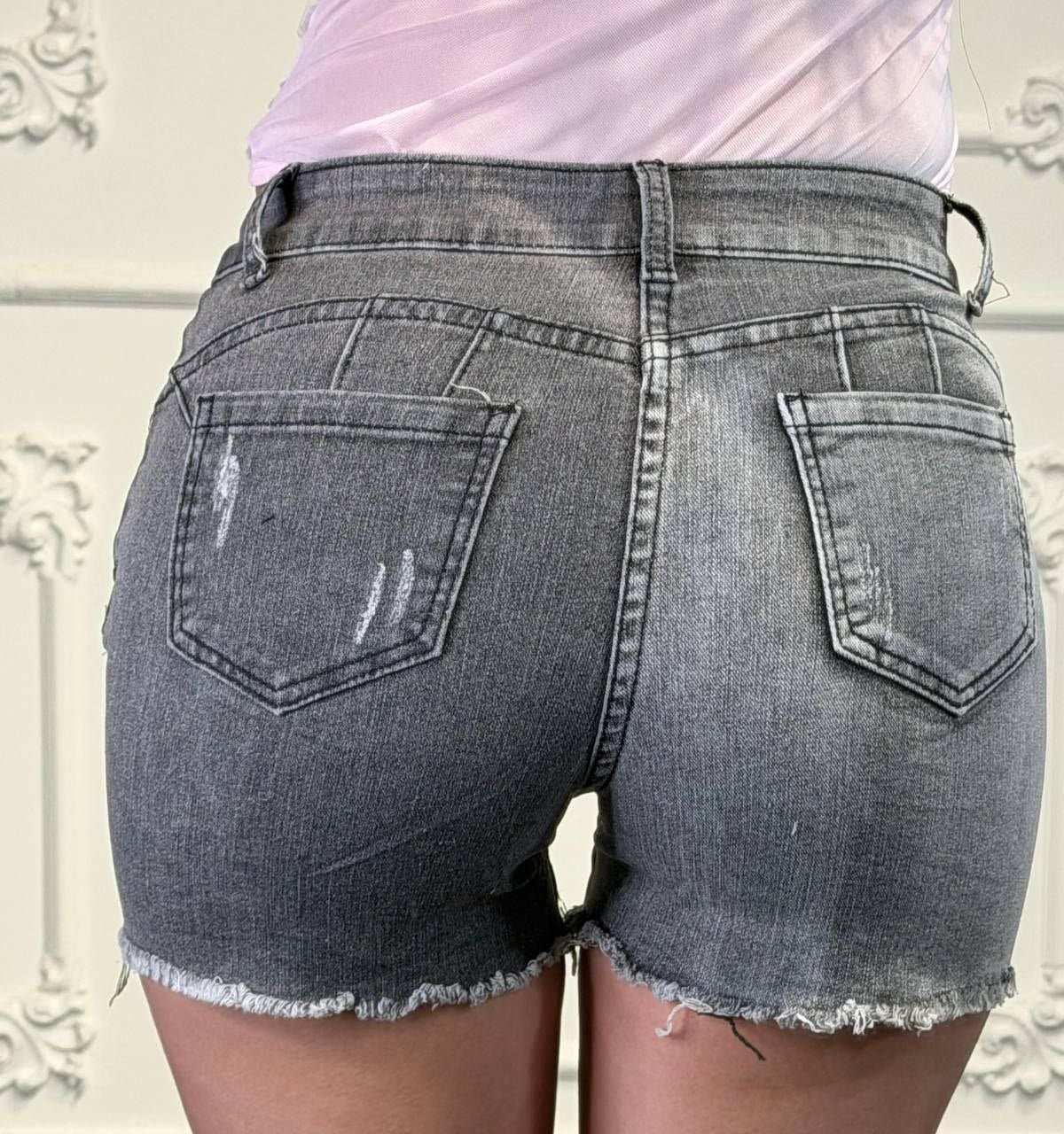 shorts grey
