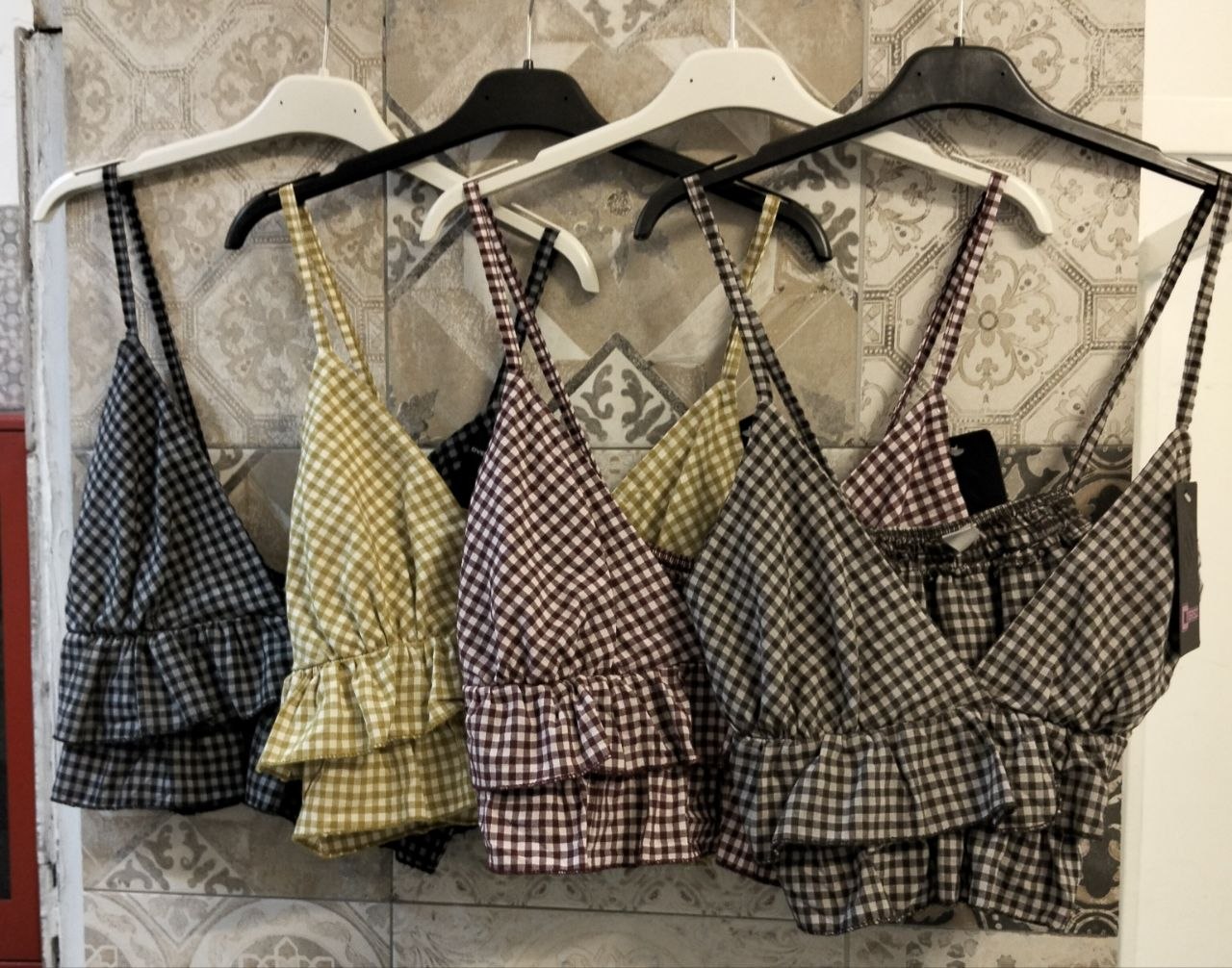 top crop tartan