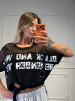 maglia a rete con scritte