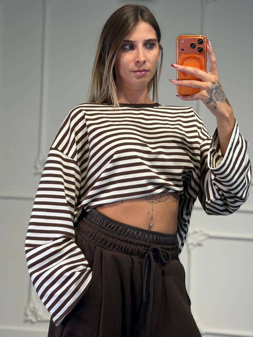 maglia a righe con manica a campana