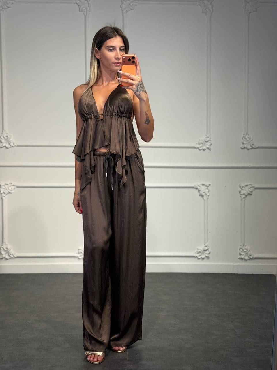 set adelaide in raso con top schiena scoperta