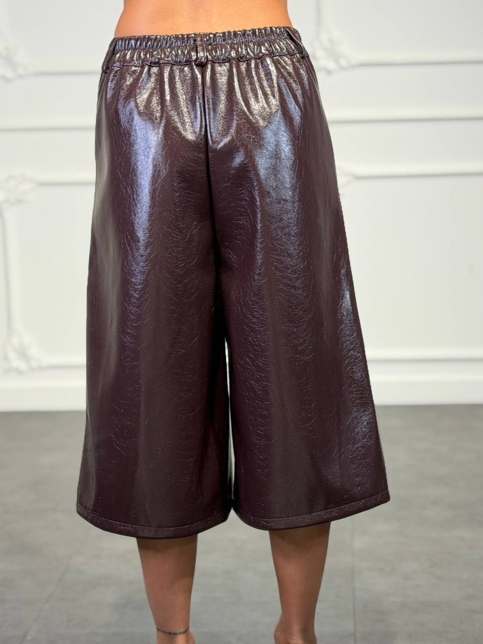 bermuda in pelle lucida - Dverso Fashion