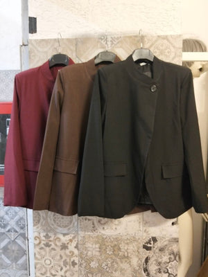 Blazer monopetto con chiusura asimmetrica - Dverso Fashion