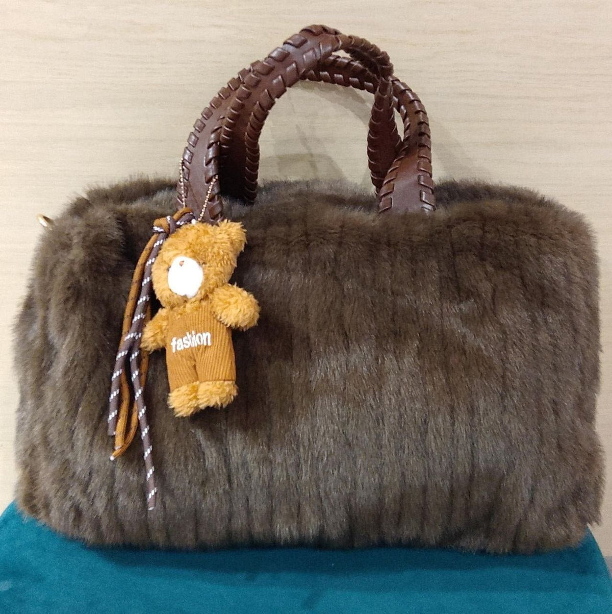 borsa peluches bauletto - Dverso Fashion